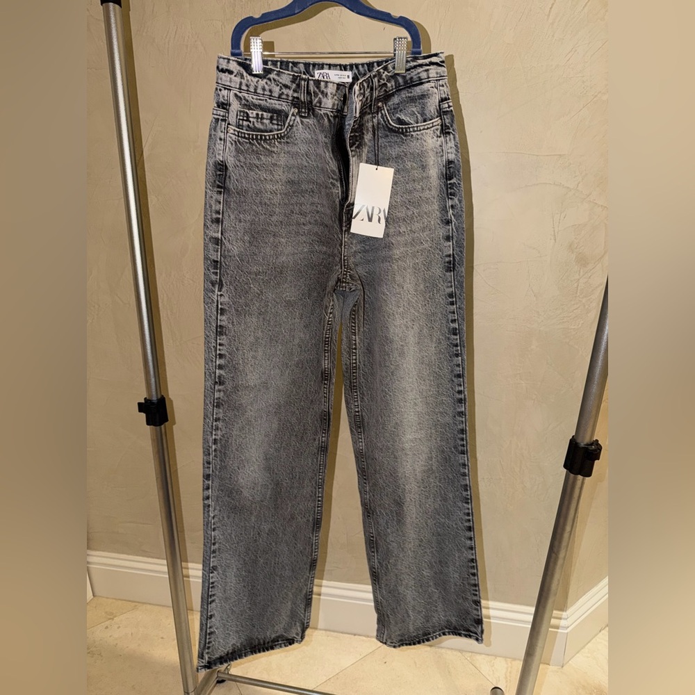 NWT Zara Women's Black Acid Wash Straight Leg Jeans US Sz 4